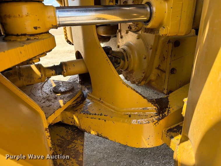 image for item FB5908 1983 Caterpillar 980C wheel loader