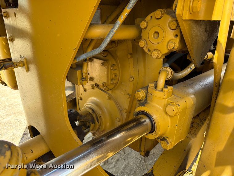 image for item FB5908 1983 Caterpillar 980C wheel loader