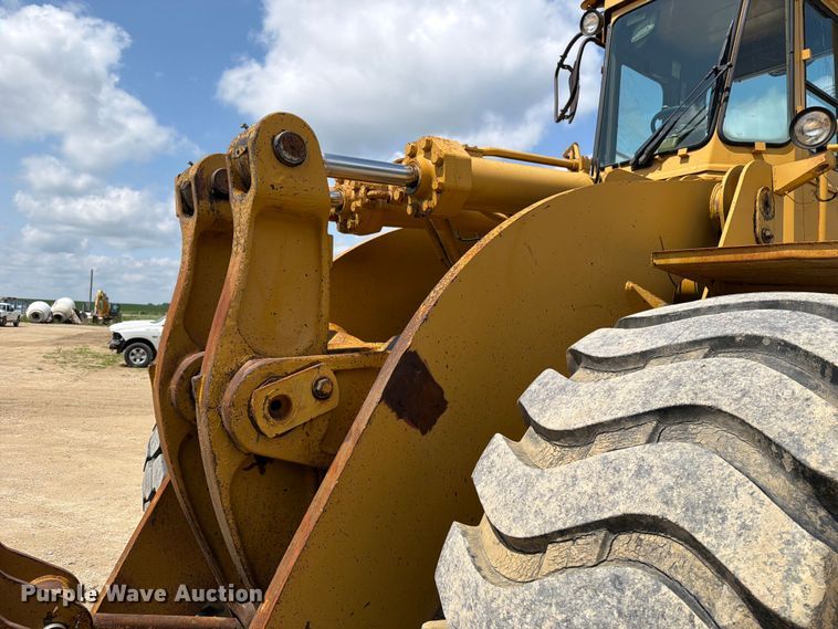 image for item FB5908 1983 Caterpillar 980C wheel loader