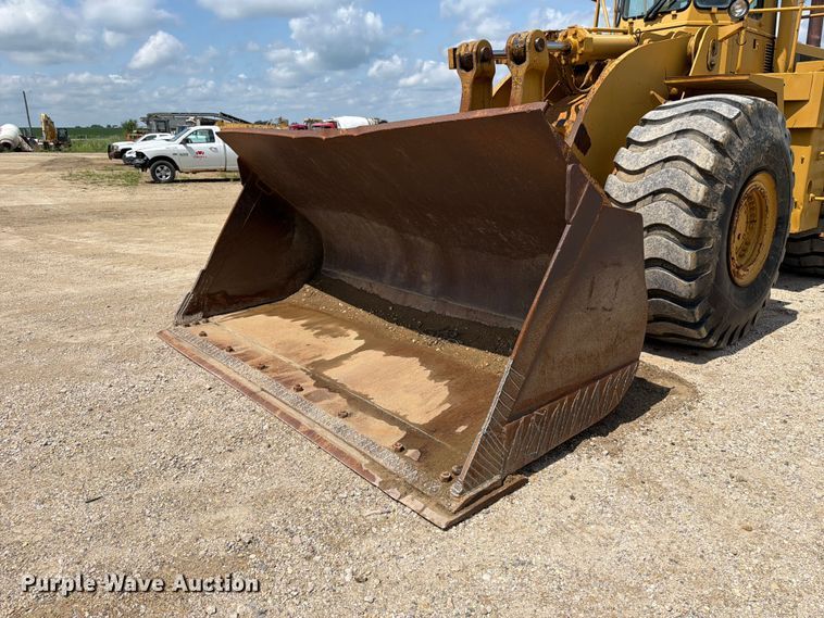 image for item FB5908 1983 Caterpillar 980C wheel loader