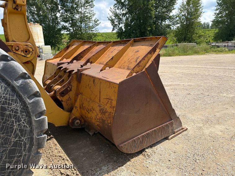 image for item FB5908 1983 Caterpillar 980C wheel loader