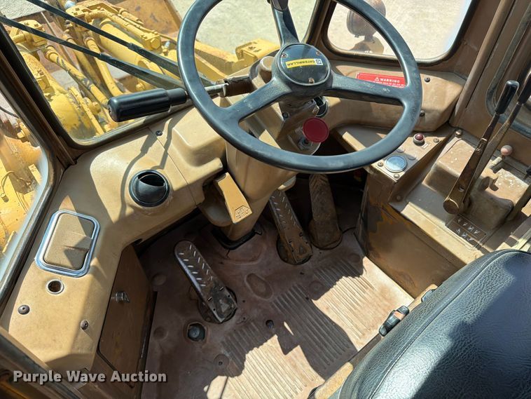 image for item FB5908 1983 Caterpillar 980C wheel loader