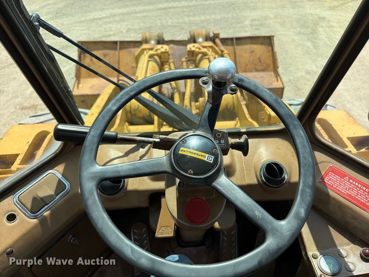 image for item FB5908 1983 Caterpillar 980C wheel loader