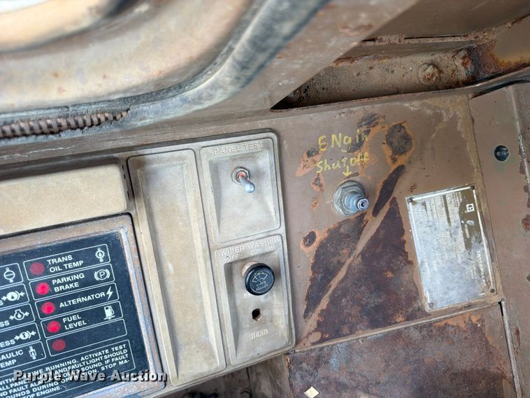 image for item FB5908 1983 Caterpillar 980C wheel loader