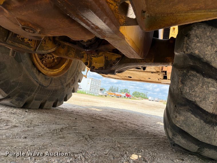 image for item FB5908 1983 Caterpillar 980C wheel loader