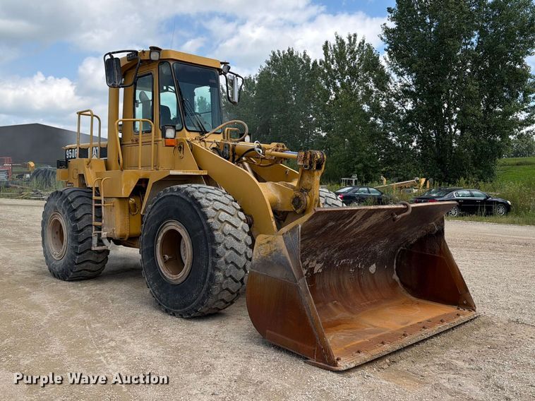 image for item FB5909 1992 Caterpillar 950F wheel loader