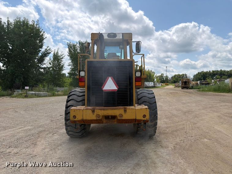 image for item FB5909 1992 Caterpillar 950F wheel loader