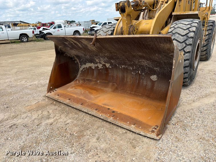 image for item FB5909 1992 Caterpillar 950F wheel loader