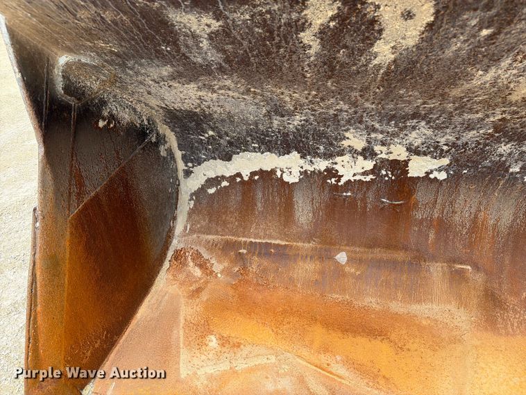 image for item FB5909 1992 Caterpillar 950F wheel loader