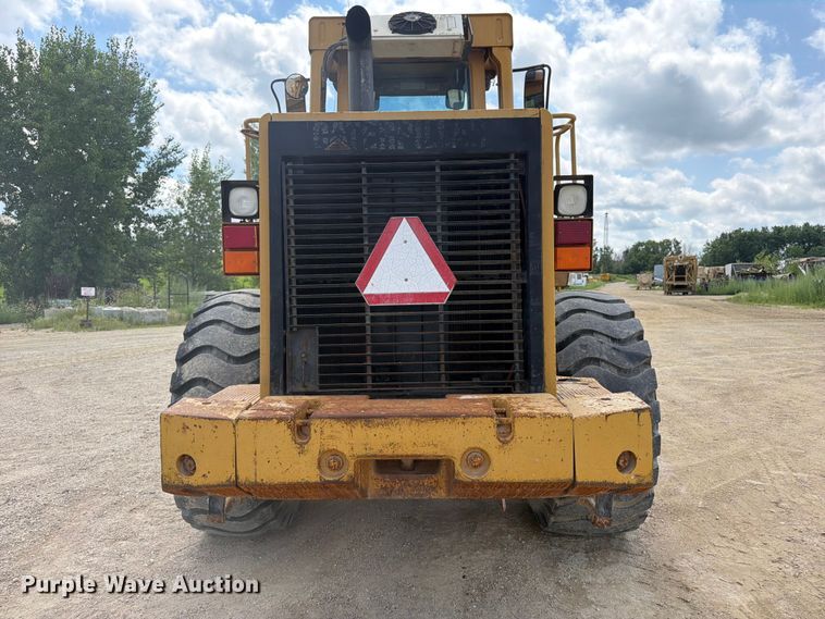 image for item FB5909 1992 Caterpillar 950F wheel loader