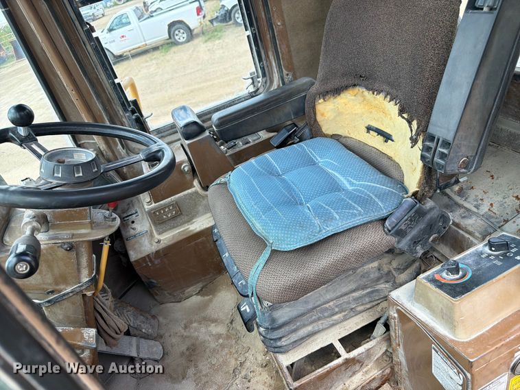 image for item FB5909 1992 Caterpillar 950F wheel loader