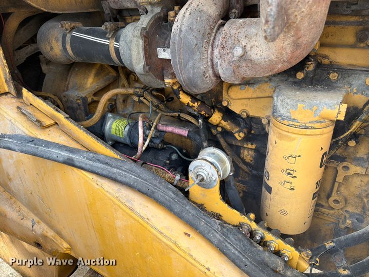 image for item FB5909 1992 Caterpillar 950F wheel loader