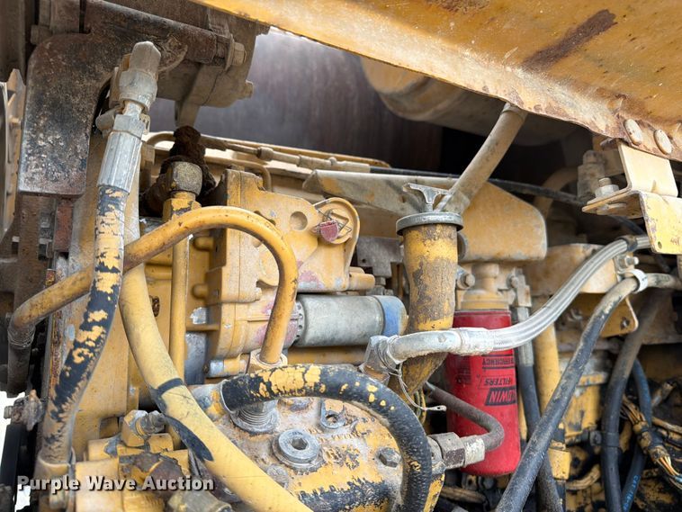 image for item FB5909 1992 Caterpillar 950F wheel loader