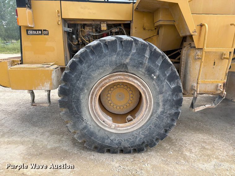 image for item FB5909 1992 Caterpillar 950F wheel loader