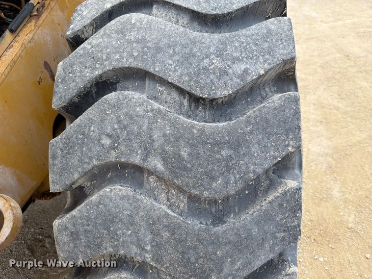 image for item FB5909 1992 Caterpillar 950F wheel loader