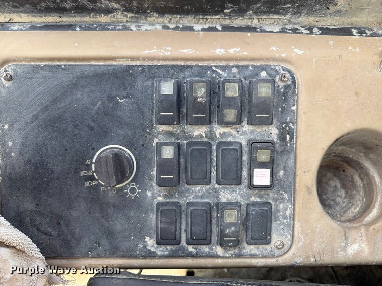 image for item FB5910 2007 Case 621D wheel loader