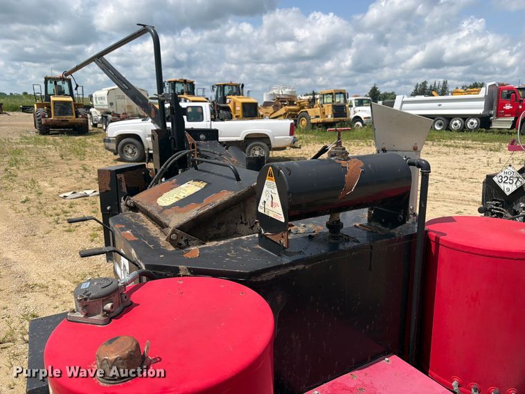 image for item FB5915 Cimlime 150 Magma pothole patcher truck