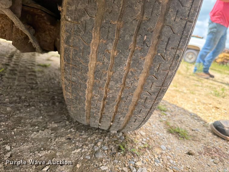 image for item FB5915 Cimlime 150 Magma pothole patcher truck