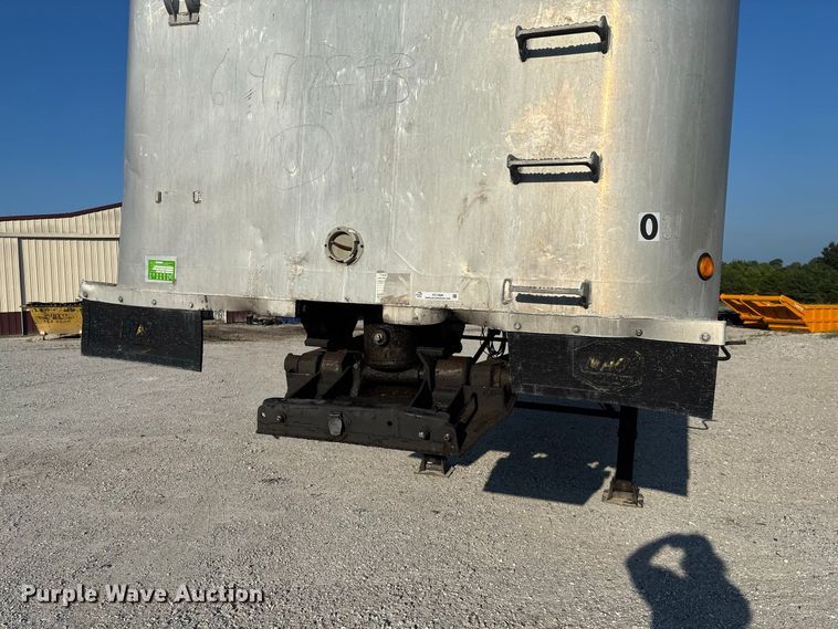 image for item FC1926 2006 MAC Trailer Manufacturing end dump trailer