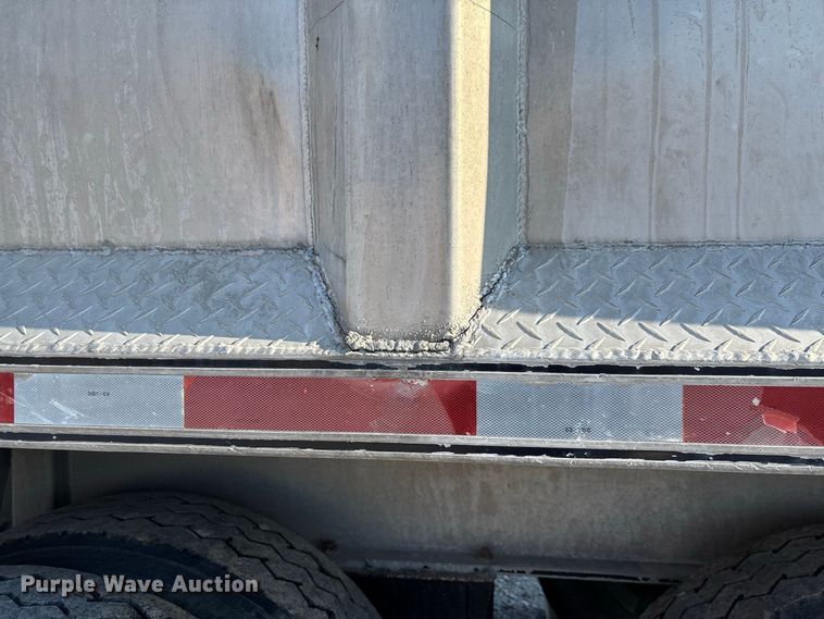 image for item FC1926 2006 MAC Trailer Manufacturing end dump trailer