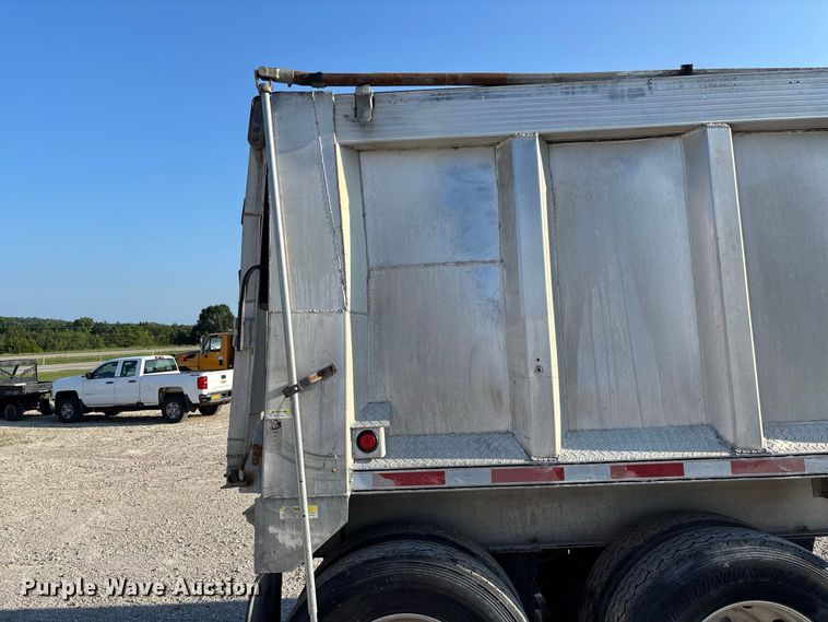 image for item FC1926 2006 MAC Trailer Manufacturing end dump trailer