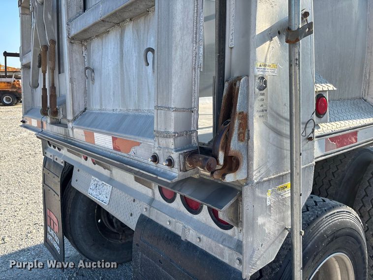 image for item FC1926 2006 MAC Trailer Manufacturing end dump trailer