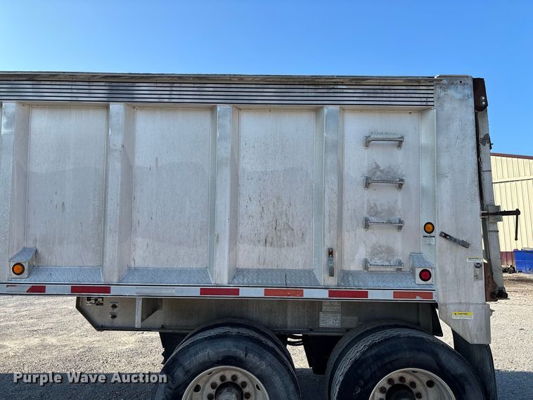 image for item FC1926 2006 MAC Trailer Manufacturing end dump trailer