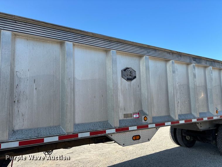 image for item FC1926 2006 MAC Trailer Manufacturing end dump trailer