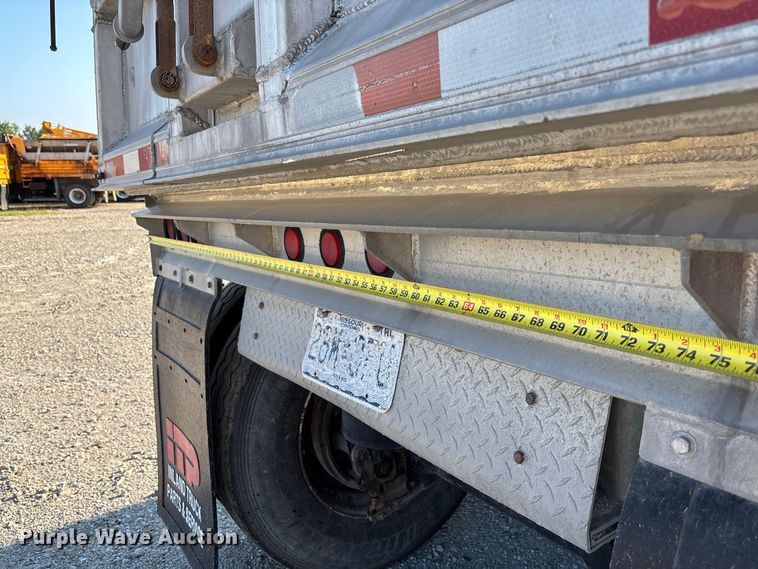 image for item FC1926 2006 MAC Trailer Manufacturing end dump trailer