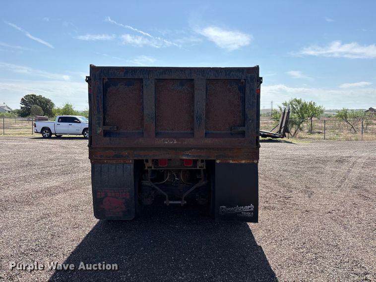 image for item FC2458 2001 Mack RD688S dump truck