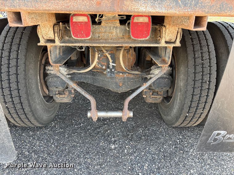 image for item FC2458 2001 Mack RD688S dump truck