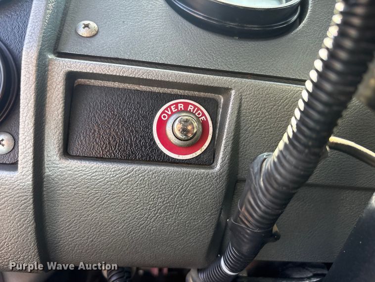 image for item FC2458 2001 Mack RD688S dump truck
