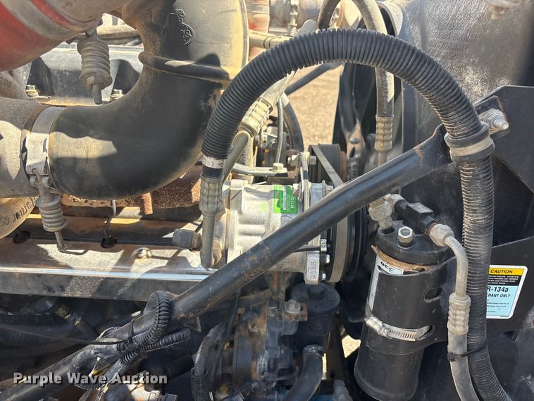 image for item FC2458 2001 Mack RD688S dump truck