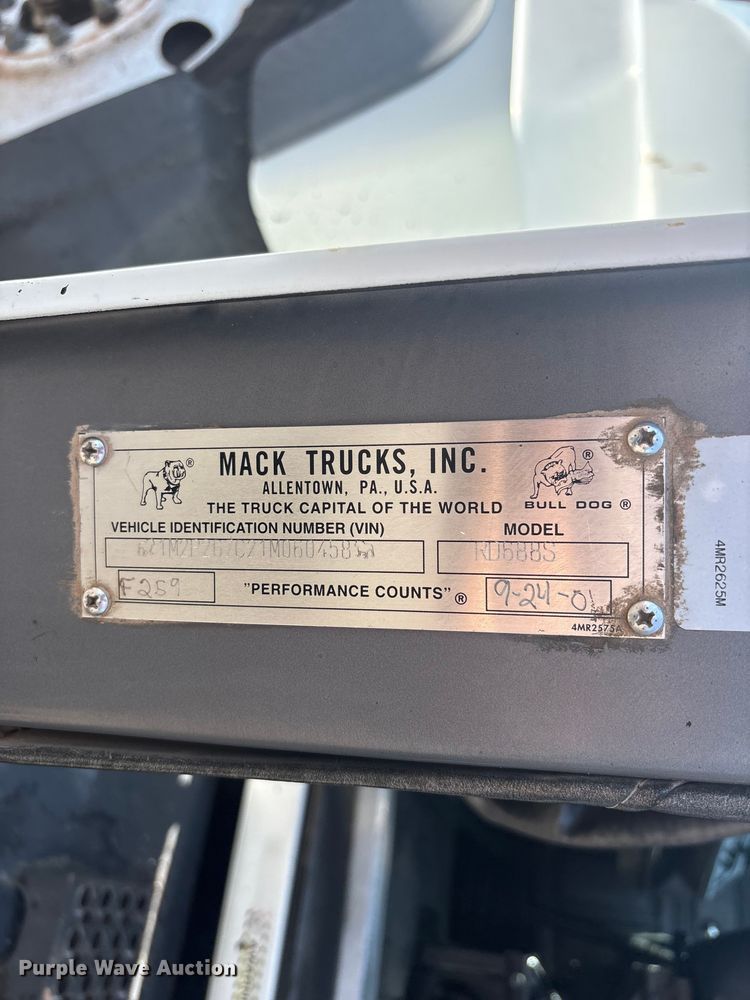 image for item FC2458 2001 Mack RD688S dump truck