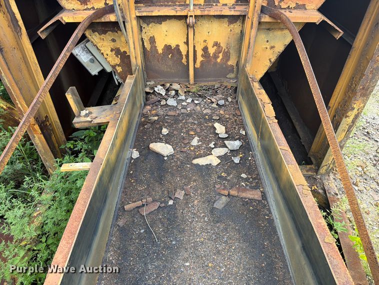 image for item FC3282 Feed hopper