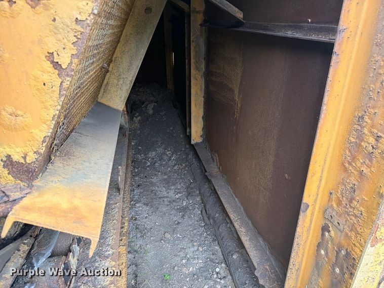 image for item FC3282 Feed hopper