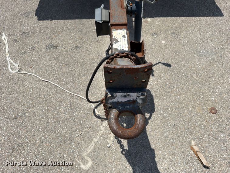 image for item FC3313 1987 Curtiss Trailers 25 tilt deck equipment trailer