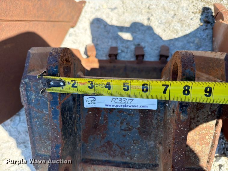 image for item FC3317 (3) excavator buckets