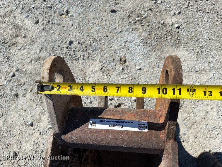 image for item FC3317 (3) excavator buckets