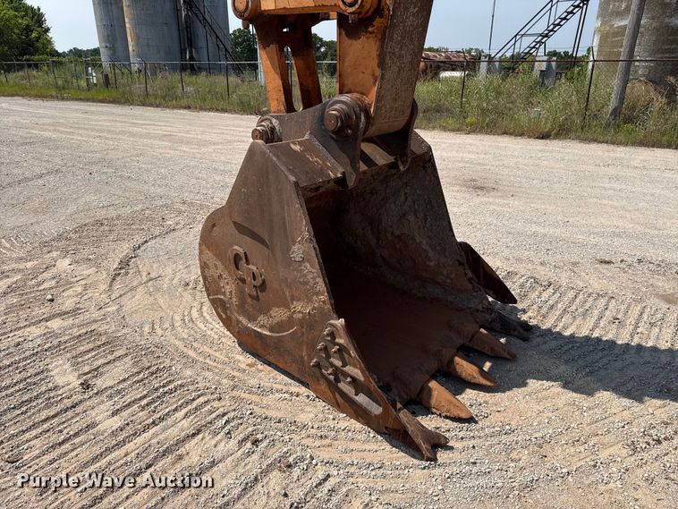 image for item FC4091 2015 Case CX350C excavator