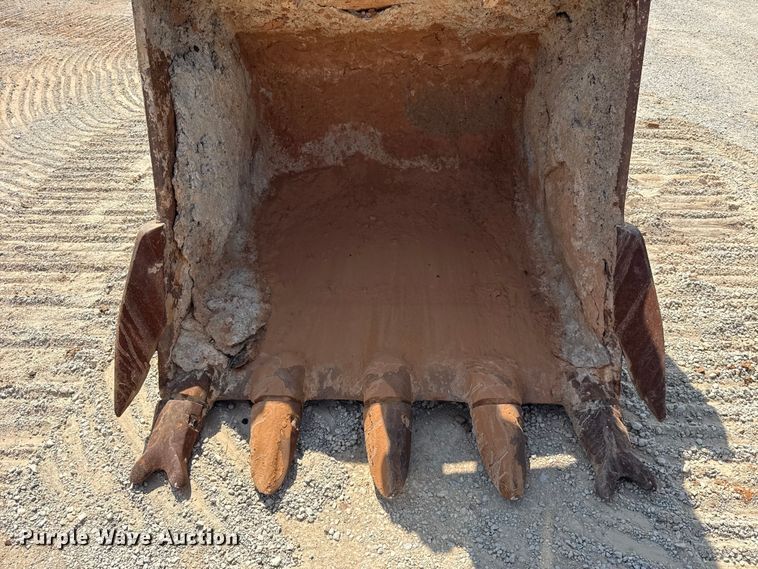 image for item FC4091 2015 Case CX350C excavator