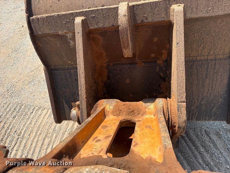 image for item FC4091 2015 Case CX350C excavator