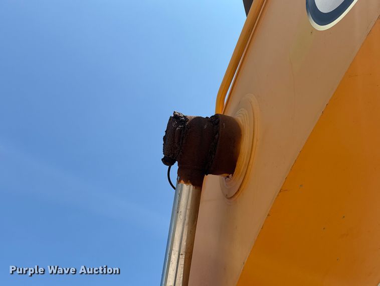 image for item FC4091 2015 Case CX350C excavator