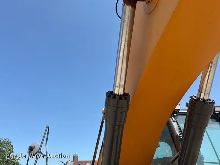 image for item FC4091 2015 Case CX350C excavator