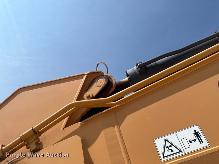 image for item FC4091 2015 Case CX350C excavator