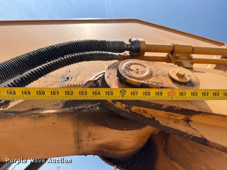 image for item FC4091 2015 Case CX350C excavator