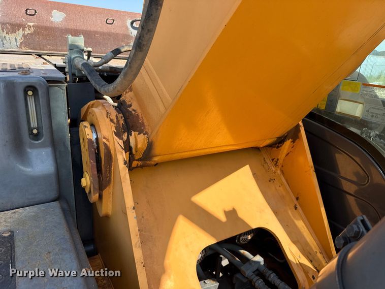 image for item FC4091 2015 Case CX350C excavator
