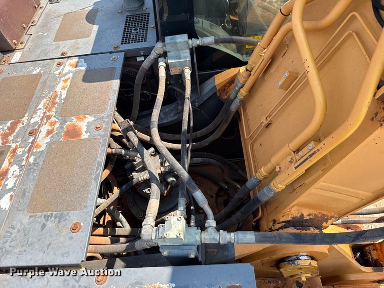 image for item FC4091 2015 Case CX350C excavator