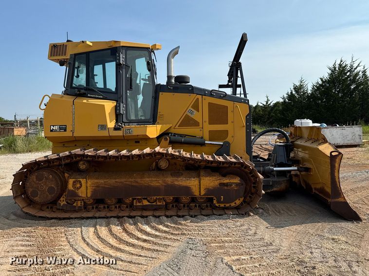 image for item FC4092 2017 John Deere 850K LGP dozer