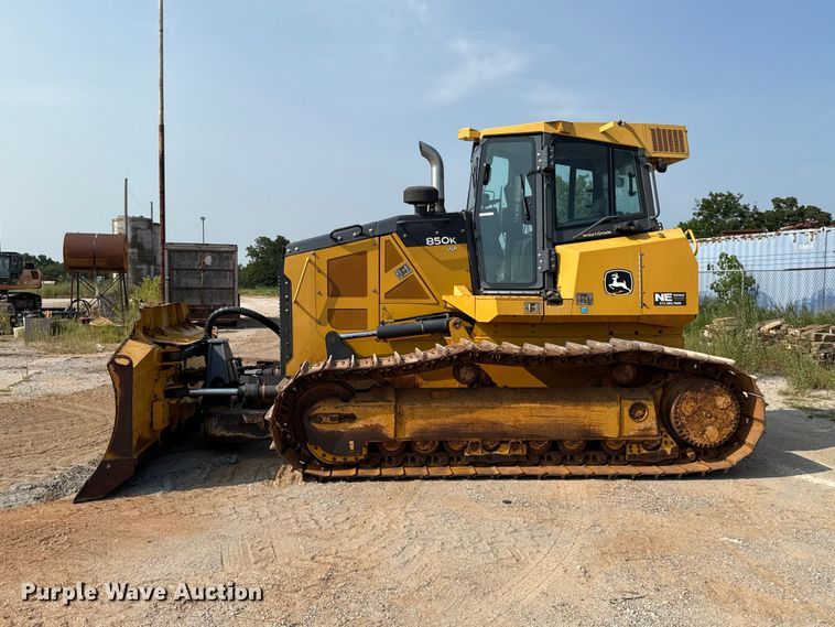 image for item FC4092 2017 John Deere 850K LGP dozer
